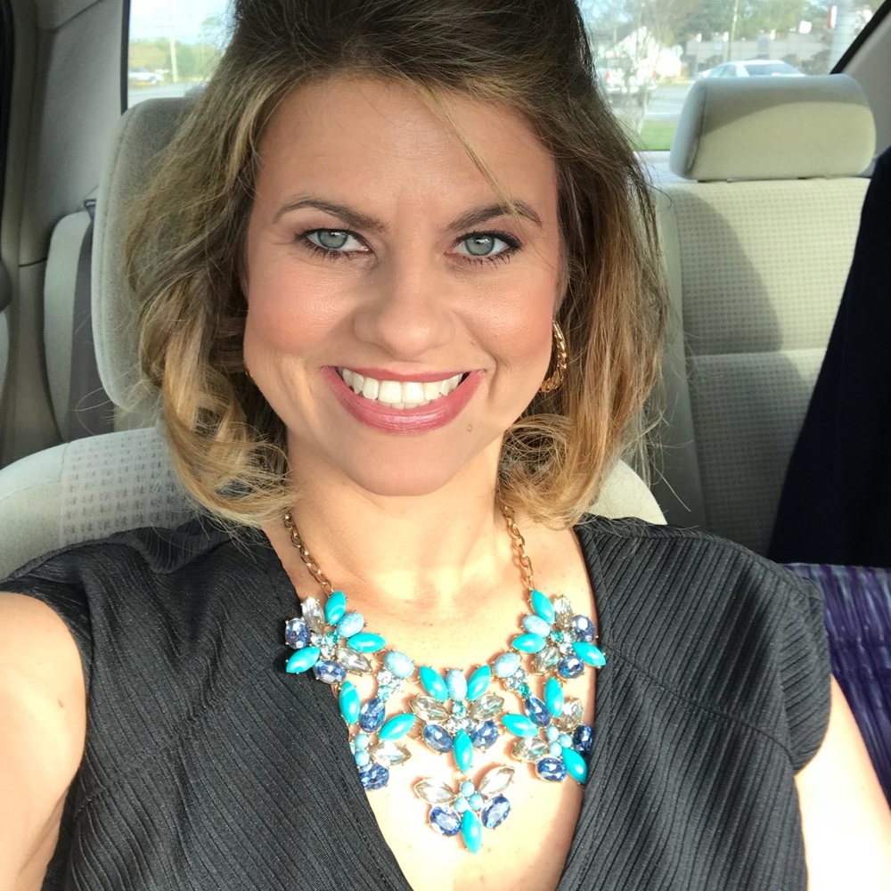 Statement necklace